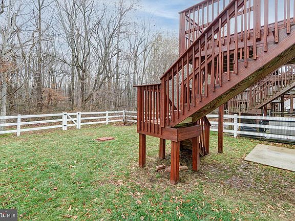 4th image of 286 Camerton Ln