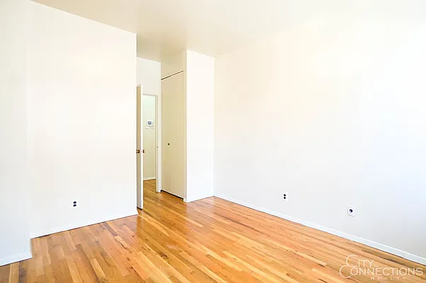 Rented by City Connections Realty | media 24