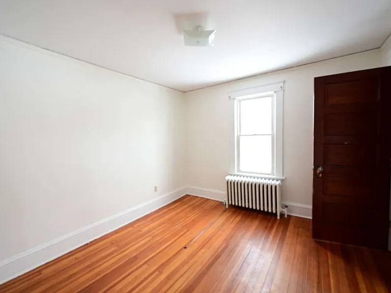 11 Brayton St — Photo 16