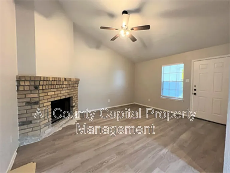 12214 Thompkins Dr #A — Photo 4