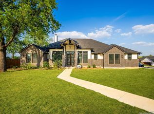 132 Ash Parkway, La Vernia, TX 78121