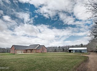 634 Red Oak Rd, Pelahatchie, MS 39145