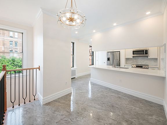 3rd image of 77 W 85th St #4C3