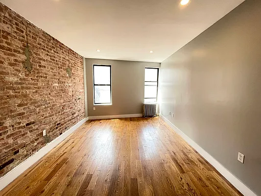 Rented by Bruma Realty LLC | media 3