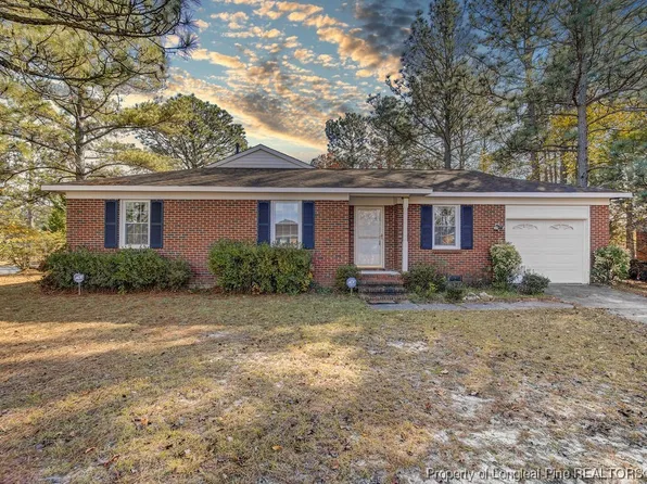 319 Cadmium Ct, Fayetteville, NC 28311