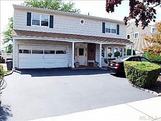 1st image of 3054 Lee Pl