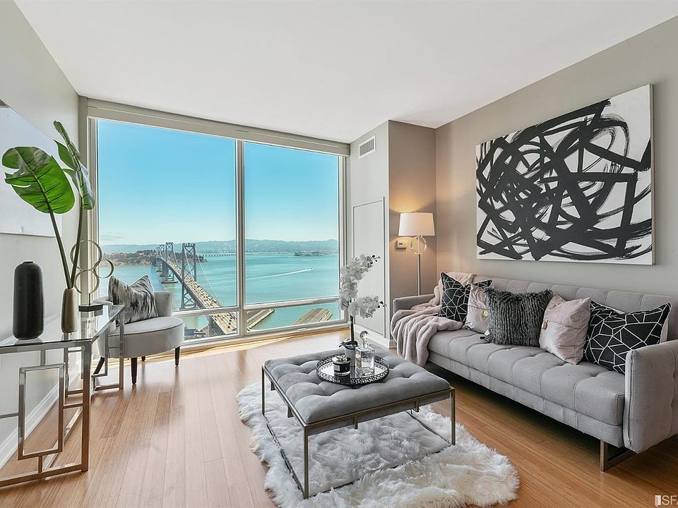 1st image of 425 1st St Unit 3808