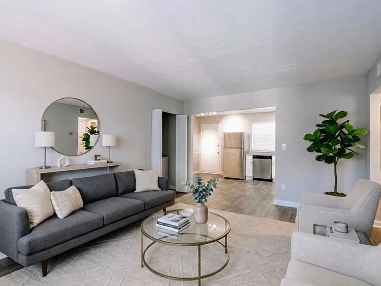Westside Court | Modern Living in the Heart of Westside — Photo 29
