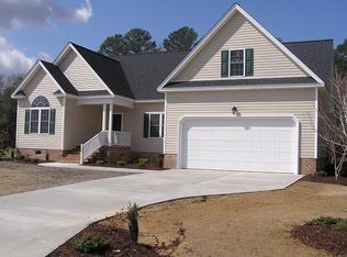 746 Red Birch Ln, Greenville, NC 27858