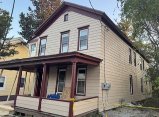 16 Bunn St APT 1, Amsterdam, NY 12010