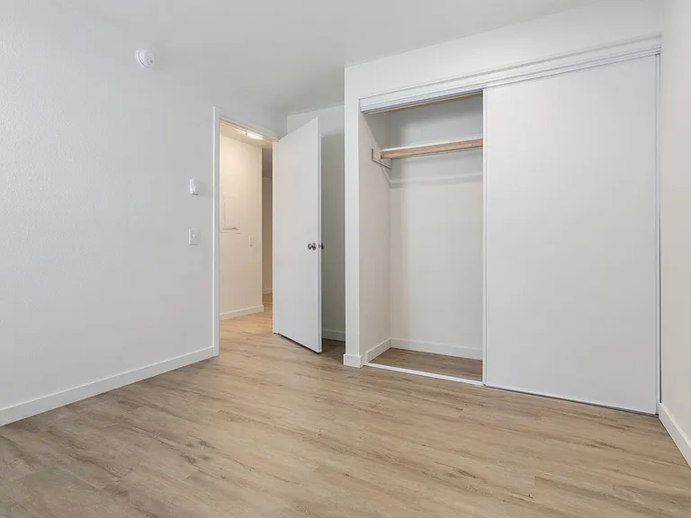 Glacier Park Apartments — Photo 47