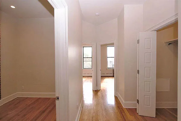 Rented by Standard Living Realty Inc | media 46