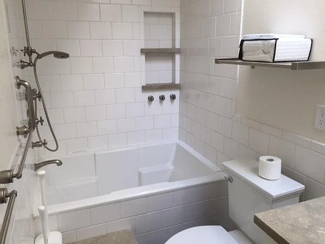deep soaking tub