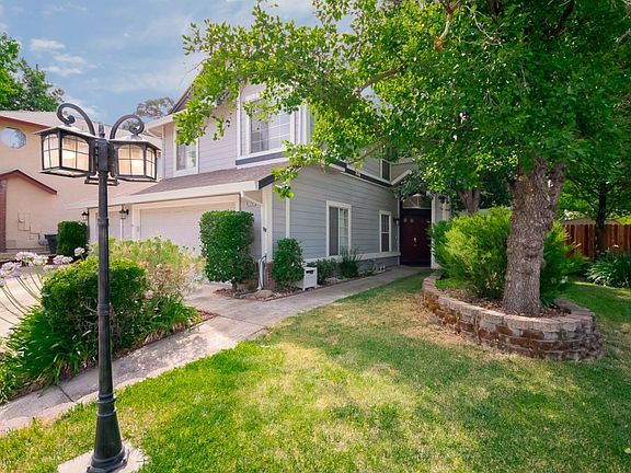 2nd image of 8128 Rockbury Way