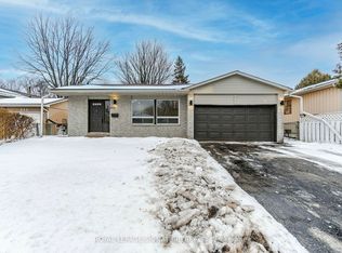 453 Leacock Dr, Barrie, ON L4N 4X6