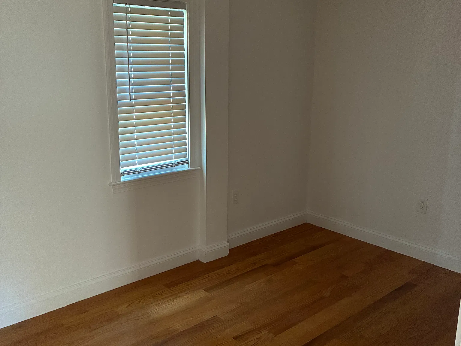 3 bed, $3,400 — Photo 4