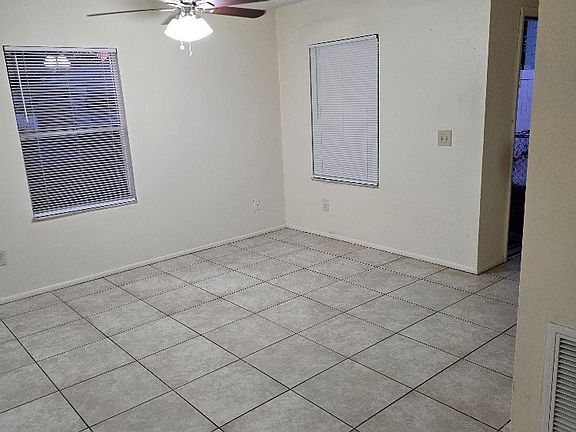 5th image of 2711 3rd Ave S