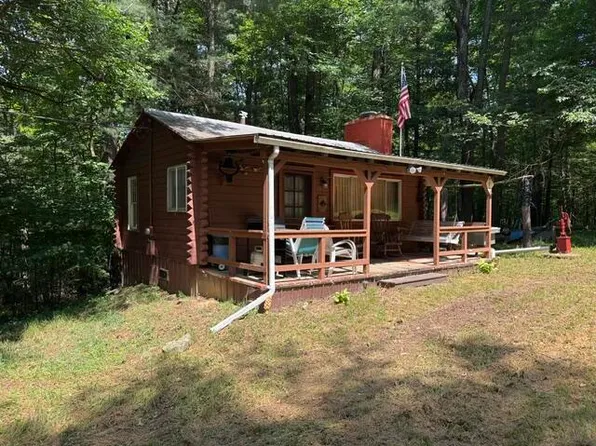 220 Gill Rd, Brookville, PA 15825