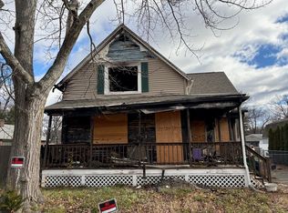 15 Hudson Ave, Chicopee, MA 01020