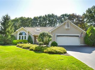275 Kentucky Xing, Rochester, NY 14612