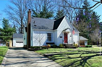 1st image of 49 Harcourt Dr