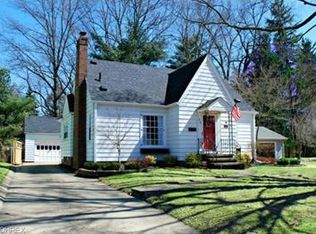 49 Harcourt Dr, Akron, OH