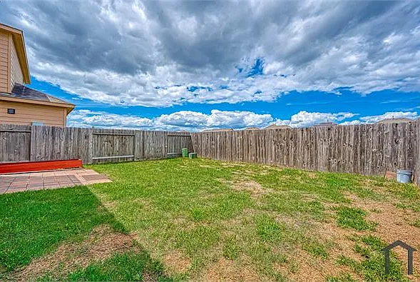 18210 Amalfi Coast Dr — Photo 49