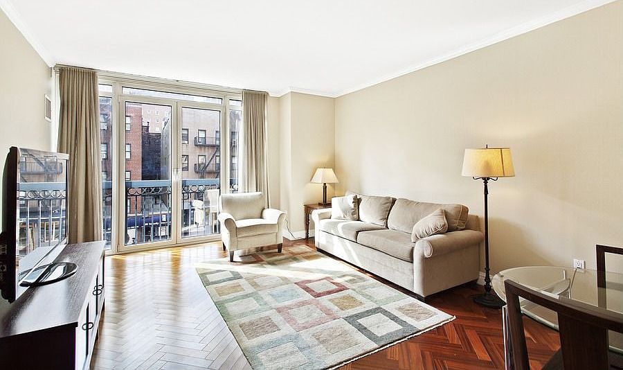 1st image of 400 E 51st St APT 3F