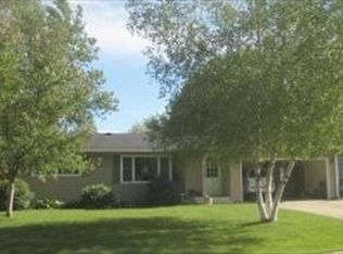 825 15th St SE, Owatonna, MN 55060