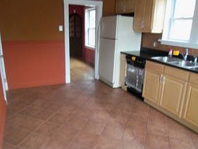 4th image of 5224 Lindenwood Ave