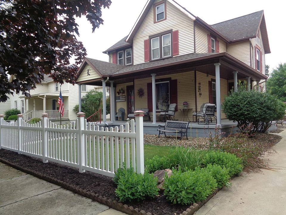 1st image of 414 W Pearl St