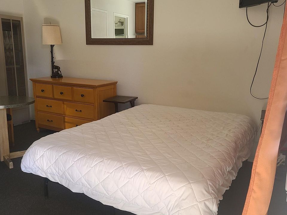 2nd image of 2178 Lake Tahoe Blvd #9