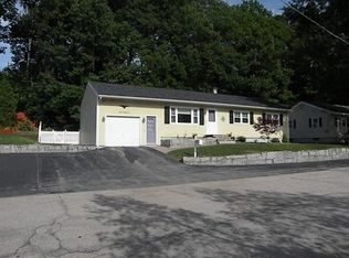 20 Raleigh Dr, Nashua, NH 03062