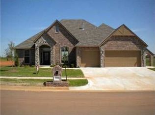 13105 NW 7th St, Yukon, OK 73099