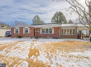 462 Carvin St, Clayton, NJ 08312