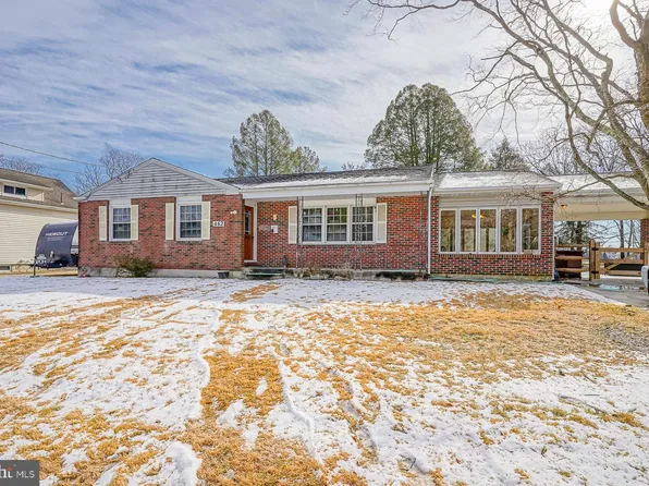 462 Carvin St, Clayton, NJ 08312