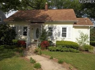 527 Kenmore Ave SE, Warren, OH
