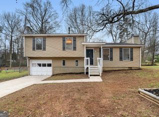 62 Donald Dr, Dallas, GA 30157