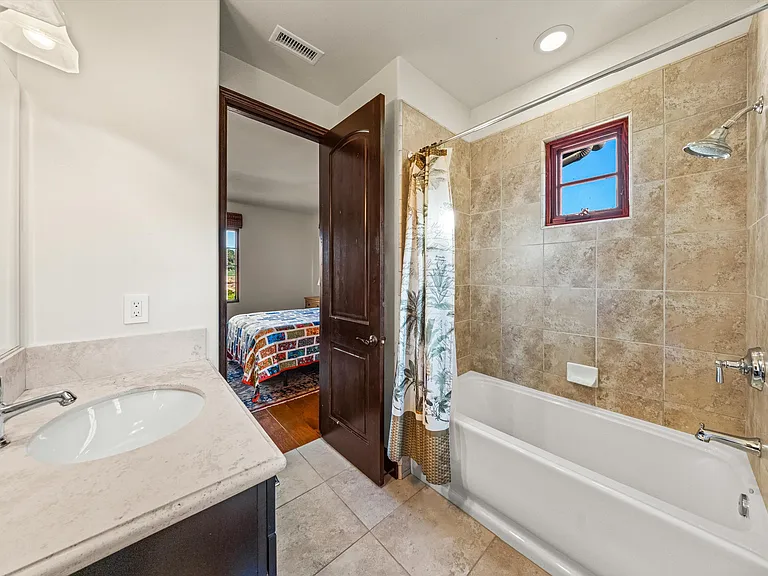 347 Island Oak Ln — Photo 13
