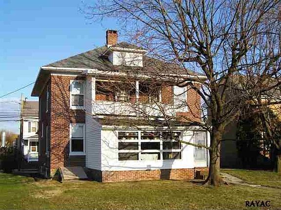 2nd image of 11 N Peters St