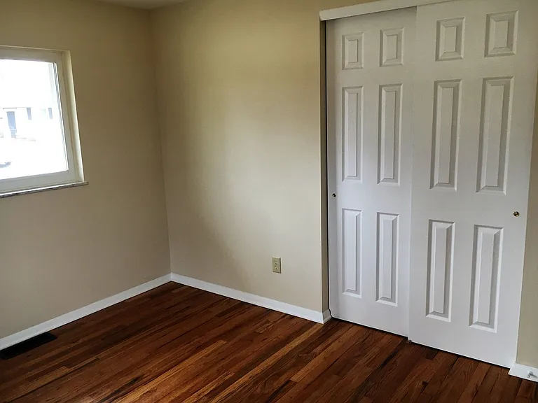 1216 Shanley Dr — Photo 19