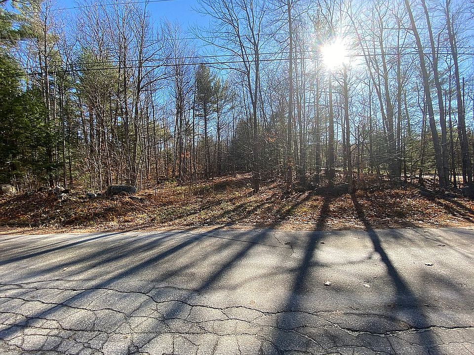 2nd image of 47 Old Military Rd