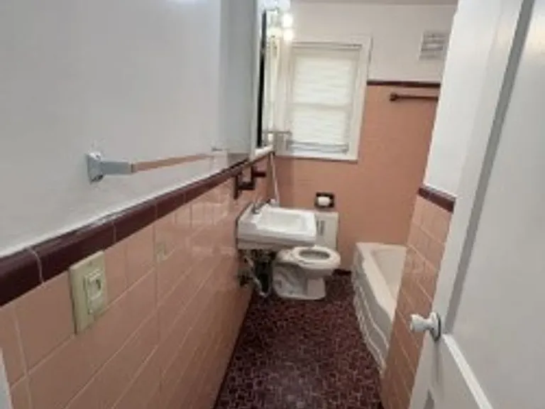 7709 Castleton Pl — Photo 19