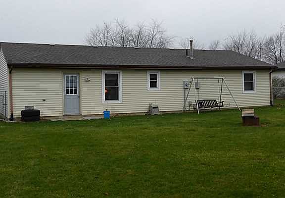2nd image of 511 Olive Dr