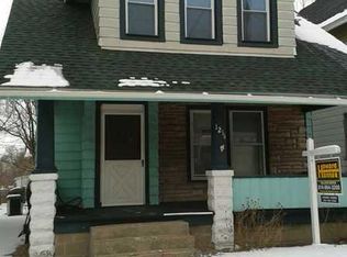 1216 E Lake Rd, Erie, PA 16507