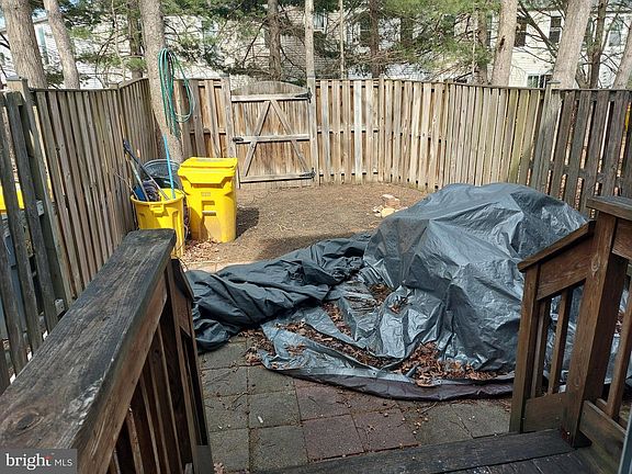 4th image of 219 Sycamore Ridge Rd