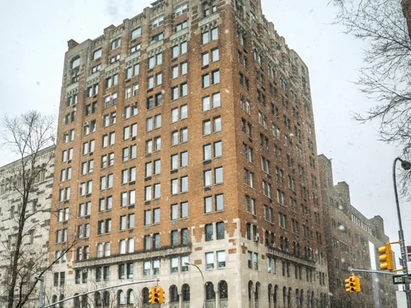 1215 5th Avenue image 21 of 22