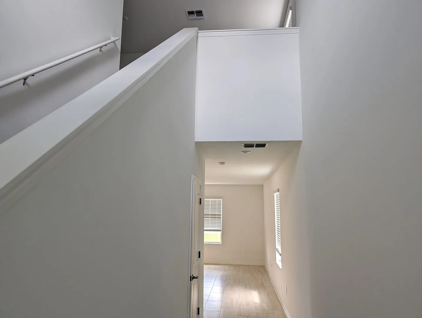 Charming 4BR House in Two Rivers — Photo 4
