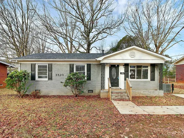 3820 Blandwood Dr, Charlotte, NC 28217