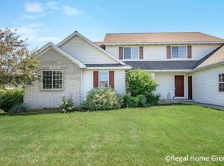 3655 Kinnrow Ct NW, Grand Rapids, MI 49534